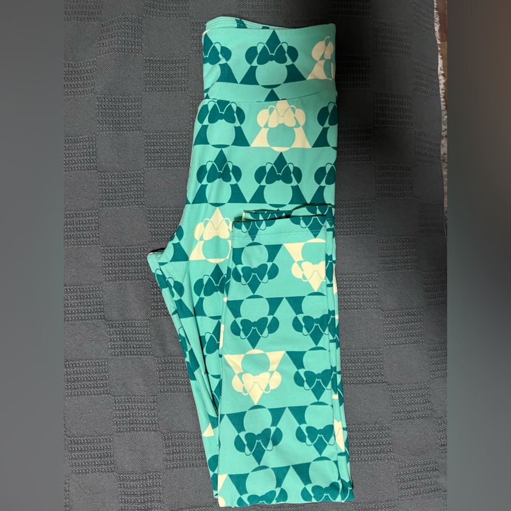 Lularoe Disney leggings